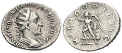 RÖMER, KAISERZEIT. Traianus Decius 249-251, Antoninian 249-250, Rom. Av.: IMP C M Q TRAIANVS DECIVS AVG, drapierte Büste mit Strahlenkrone nach rechts. Rv.: VICT-ORIA AVG, Victoria mit Kranz und Palmz