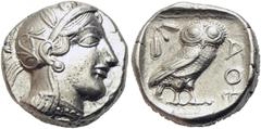 GRIECHISCHE MÜNZEN ATTIKA. Athen. Tetradrachme 454-404 v. Chr. 17,16 g. Av.: Archaischer Kopf der Athena nach rechts, auf ihrem Helm drei Olivenblätter und ein Planzentrieb. Rv.: Im Quadratum Incusum 