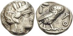 GRIECHISCHE MÜNZEN AEGYPTUS Königreich (Imitation von Athen) Tetradrachme ca. Ende 5. Jhdt.- Mitte 4. Jhdt. v. Chr. Av.: Archaischer Kopf der Athena nach rechts, auf ihrem Helm drei Olivenblätter und 