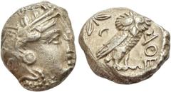 GRIECHISCHE MÜNZEN ATTIKA. Athen. Tetradrachme ca. 393-355 17,04 g. Av.: Kopf der Athena nach rechts, auf ihrem Helm drei Olivenblätter und ein Planzentrieb. Rv.: ATHE, Eule nach rechts, im linken Win