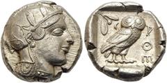 GRIECHISCHE MÜNZEN ATTIKA Athen Tetradrachme ca. 440-430 Av.: Archaischer Kopf der Athena nach rechts, auf ihrem Helm drei Olivenblätter und ein Planzentrieb. Rv.: ATHE, im Quadratum Incusum Eule nach