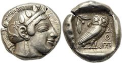 GRIECHISCHE MÜNZEN ATTIKA Athen Tetradrachme ca. 475-465 Av.: Kopf der Athena nach rechts, auf ihrem Helm drei Olivenblätter und ein Planzentrieb. Rv.: ATHE, Eule nach rechts, im linken Winkel Olivenz
