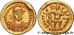 Roman coins THEODOSIUS II Type : Solidus  Date : 441  Mint name / Town : Constantinople ou atelier de campagne en Thrace  Metal : gold  Millesimal fineness : 1000  ‰ Diameter : 20,5  mm Orientation di