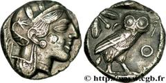 ATTICA - ATHENS Tétradrachme c. 420 AC. Attique, Athènes silver (25mm, 16,34g, 9h) Obverse : Anépigraphe Tête d'Athéna à droite, coiffée du casque attique à cimier, orné de trois feuilles d'olivier et