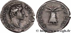Roman coins ANTONINUS PIUS Type : Denier  Date : 139  Mint name / Town : Rome  Metal : silver  Millesimal fineness : 850  ‰ Diameter : 18  mm Orientation dies : 6  h. Weight : 3,32  g. Rarity : R1  Of