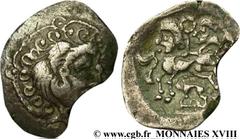 VENETES (Région de Vannes)(IIe - Ier siècles avant J.-C.) Statère d'argent, classe IV N° v18_0885    Date : c. 60-50 AC. Métal : argent Diamètre : 25,5mm Axe des coins : 3h. Poids : 4,08g. Degré de ra