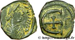 JUSTINIEN Ier (1/08/527-14/11/565) Pentanummium 539-545 N° bby_208604 Date : 539-545 Nom de l'atelier : Theoupolis (Antioche) Métal : cuivre Diamètre : 14,5mm Axe des coins : 6h. Poids : 2,18g.   Etat