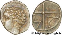 MASSALIA - MARSEILLE (474-410 avant J.-C.) Obole MA, tête à gauche c. 121-82 AC. N° bga_178555 Date : c. 121-82 AC. Métal : argent Diamètre : 10mm Axe des coins : 7h. Poids : 0,66g. Etat de conservati