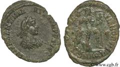 VALENTINIEN II (17/11/375-15/05/392) Flavius Valentinianus Nummus, (PB, ئ 3) 375-378 N° brm_113963 Date : 375-378 Nom de l'atelier : Aquilée Métal : cuivre Diamètre : 19,5mm Axe des coins : 12h. Poids