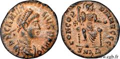 GRATIEN (24/08/367-25/08/383) Flavius Gratianus Nummus, (PB, ئ 3) 379-383 N° brm_116067 Date : 379-383 Nom de l'atelier : Cyzique Métal : cuivre Diamètre : 18,50mm Axe des coins : 12h. Poids : 2,40g. 