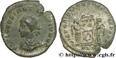 CONSTANTIN II (1/03/317-04/340) Flavius Claudius Julius Constantinus César (1/03/317-9/09/337) Centenionalis ou nummus 320 N° brm_183664 Date : 320 Nom de l'atelier : Londres Métal : cuivre Diamètre :
