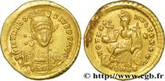 THEODOSE II (10/01/402-28/07/450) Flavius Theodosius Solidus 430-440 N° brm_199262 Date : 430-440 Nom de l'atelier : Constantinople Métal : or Diamètre : 21mm Axe des coins : 6h. Poids : 4,45g. Degré 