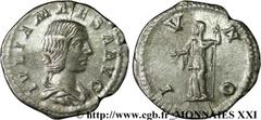 JULIA MAESA(+223 ou 226)Julia MوsaSœur de Julia Domna, mère de Julia Soémias et de Julia Mamée, grand-mère d'Elagabal et d'Alexandre Sévère - Augusta(218-223/226) Denier N° v21_2925    Date : 218-219 