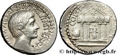 Roman coins OCTAVIAN Type : Denier  Date : printemps - été  Date : c. 36 AC.  Mint name / Town : Rome ou Italie  Metal : silver  Millesimal fineness : 950  ‰ Diameter : 19  mm Orientation dies : 6  h.