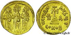 HERACLIUS, HERACLIUS CONSTANTIN et HERACLONAS(4/07/638-11/01/641) Solidus N° v26_0519    Date : 637-638 Nom de l'atelier : Constantinople Métal : or Diamètre : 19mm Axe des coins : 6h. Poids : 4,46g. 