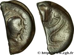 LUGDUNUM - LYON - OCTAVE ET JULES CESAR(Ier siècle avant J.-C. - Ier siècle après J.-C.) Dupondius “COPIA” coupé en deux verticalement ou as N° v31_0775    Date : c. 36 AC. Nom de l'atelier : Gaule, L