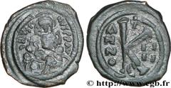 JUSTIN II(15/11/565-5/10/578) Demi-follis N° v32_0751    Date : 568-569 Nom de l'atelier : Constantinople Métal : cuivre Diamètre : 21mm Axe des coins : 6h. Poids : 6,29g. Degré de rareté : UNIQUE Eta