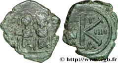 JUSTIN II(15/11/565-5/10/578) Demi-follis N° v32_0757    Date : 568-569 Nom de l'atelier : Constantinople Métal : cuivre Diamètre : 23mm Axe des coins : 1h. Poids : 6,81g. Degré de rareté : R1 Etat de