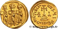 Byzantine coins HERACLIUS, HERACLIUS CONSTANTINE and HERACLONAS Type : Solidus  Date : 637-638  Mint name / Town : Constantinople  Metal : gold  Millesimal fineness : 1.000  ‰ Diameter : 19,5  mm Orie