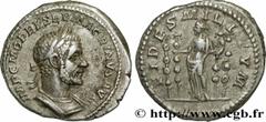 Roman coins MACRINUS Type : Denier  Date : juin - juillet  Date : 217  Mint name / Town : Rome  Metal : silver  Millesimal fineness : 500  ‰ Diameter : 18  mm Orientation dies : 6  h. Weight : 3,03  g