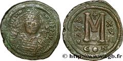 JUSTINIEN Ier(1/08/527-14/11/565) Follis N° v38_1386    Date : 543-544 Nom de l'atelier : Constantinople Métal : cuivre Diamètre : 35mm Axe des coins : 6h. Poids : 20,56g. Degré de rareté : R1 Etat de