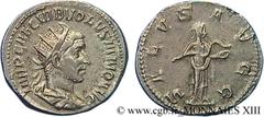VOLUSIEN(06/251-06/253)Caius Vibius Afinius Gallus Vendumnianus VolusianusAuguste(11/251-05/253) Antoninien N° v13_0670    Date : 252 Nom de l'atelier : Rome Métal : billon Diamètre : 20mm Axe des coi