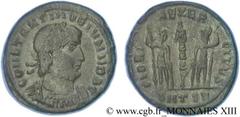 CONSTANTIN II(1/03/317-04/340)Flavius Claudius Julius ConstantinusCésar(1/03/317-9/09/337) Centenionalis ou nummus, imitation N° v13_1270    Date : c. 335 Métal : cuivre Diamètre : 14,5mm Axe des coin