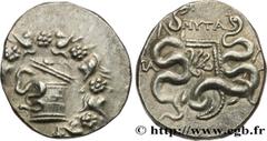 Greek Coins MYSIA - PERGAMON Type : Cistophore  Date : c. 123-100 AC.  Mint name / Town : Pergame  Metal : silver  Diameter : 25  mm Orientation dies : 12  h. Weight : 12,22  g. Obverse legend : Anépi