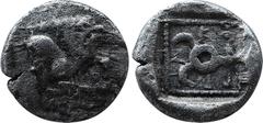 GREEK COINS Greek Dynasten von Lykien. Teththiweibi (ca. 450 - 430/420 v. Chr.). 1/6 Stater (Diobol, Silber). Kandyba (?). Vs: Hahn nach rechts stehend. Rs: Tetraskeles in vertieftem Quadrat. 10,4 mm.