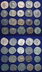 ROMAN EMPIRE. Lot of 20 coins : Severus Alexander, 222-235. Sestertius emperor standing (RIC 439); Gordian III, 238-244. Sestertius Liberalitas (RIC 269), Aequitas (RIC 277), Jupiter (RIC 298); Philip