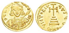 Byzantine Coins TIBERIUS III APSIMAR (698-705).Constantinople. Solidus. Obv: D TIbERIVS PE AV. Crowned and cuirassed bust facing, holding spear and shield decorated with horseman motif. Rev: VICTORIA 