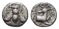 Greek Coins IONIA. Ephesos.(Circa 380-290 BC).Diobol. Obv : E - Φ. Bee. Rev : E - Φ. Forepart of kneeling stag right, head reverted. BMC 54. Condition : Good very fine. Weight : 0.85 gr Diameter : 9 m