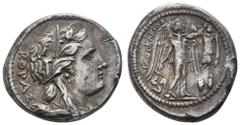 Antiquity Antike Griechen Sizilien Syrakus, Tetradrachme (16,46g), Agathokles, 305-295 v. Chr. Av: Kopf der Kore nach rechts, dahinter Schrift. Rev: Nike mit Hammer und Nagel vor Tropaion, darunter Tr