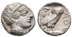 Antiquity Antike Griechen Attika Athen, Tetradrachme (17,16g), ca. 454-404 v. Chr. Av: Athenakopf mit attischem Helm nach rechts. Rev: Eule nach rechts, dahinter Ölzweig und Mondsichel. Kroll 8, SNG C