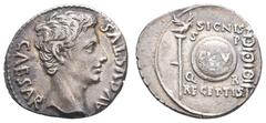 Antiquity Antike Römer Münzen Römische Kaiserzeit Augustus, 27 v. Chr. - 14. n. Chr., Denar (3,63g), Colonia Patricia? Av: Kopf nach rechts, darum "AVGVSTVS CAESAR". Rev: Rundschild, darum "S P Q R", 