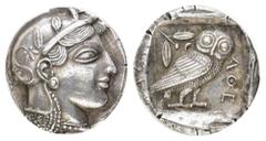 Münzen Antike Antike Griechen Attika Athen, Tetradrachme (17,48g), ca. 450 v. Chr. Av.: Athenakopf mit attischem Helm nach rechts. Rv.: Eule nach rechts, dahinter Ölzweig und Mondsichel, vgl. Svoronos