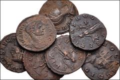 ROMAN. Imperial. Lot of Seven (7) Antoniniani and Æ Denarii. Includes: Antoninianus: Claudius II Gothicus // Divus Claudius II Gothicus // Aurelian. Æ Denarius: Aurelian // Severina (2). Good F-VF, br