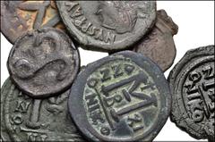 BYZANTINE. Lot of seven (7) mostly Æ folles from Anastasius I to Romanus IV. Includes: Anastasius I. Æ Follis. Constantinople mint // Justin I. Æ Follis. Constantinople mint // Justinian I. Æ Follis. 