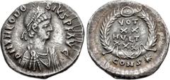 Theodosius II. AD 402-450. AR Siliqua (17mm, 1.63 g, 12h). Constantinople mint. Struck circa AD 420-429. Pearl-diademed, draped, and cuirassed bust right / VOT/XX/MVLT/XXX in four lines within wreath;
