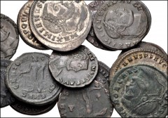 ROMAN. Imperial. Lot of fifteen (15) Æ Folles from Diocletian to Constantine I. Includes: Diocletian // Maximianus // Galerius (2) // Galeria Valeria // Constantius I // Maximinus II (7) // Licinius I
