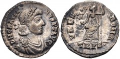 Gratian. AD 367-383. AR Siliqua (18mm, 1.86 g, 6h). Treveri (Trier) mint. Struck AD 367-378. Pearl-diademed, draped, and cuirassed bust right / Roma seated left on throne, holding crowning Victory on 