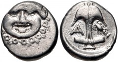 THRACE, Apollonia Pontika. Late 5th-4th centuries BC. AR Drachm (13mm, 2.83 g, 1h). Facing gorgoneion / Upright anchor; A to left, crayfish to right. Topalov, Apollonia 45; SNG BM Black Sea 160–1. Goo