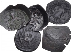 BYZANTINE. Lot of five (5) late bronzes from the Fitts Collection. Includes: Andronicus II Palaeologus. 1282-1328. Æ Trachy. Constantinople mint. DOC 567; SB 2335. VF, green and brown patina, typical 