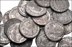 ROMAN. Imperial. Lot of twenty-seven (27) Æ Folles of Licinius I and II. Includes: various types. Licinius I (26) and Licinius II (1). Average VF, silvered. LOT SOLD AS IS, NO RETURNS. Twenty-seven (2