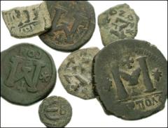 5th-7th centuries AD . Lot of seven (7) Æ. Anastasius I. Follis (2) // Pentanummium // Justinian I. Follis // Imitating Constans II. Follis (3). All come with attributions on tickets. Fair to near Fin