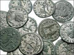 ROMAN. Imperial. Antoniniani of the late 3rd century. Includes: CLAUDIUS II GOTHICUS. Fortuna standing left, holding rudder and cornucopia // AURELIAN. Sol right, holding branch and bow, trampling ene