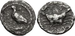 Greek SICILY, Akragas. Circa 450-440 BC. AR Litra (10mm, 0.40 g, 11h). Eagle standing left on Ionic capital / Crab; ΛI (mark of value) below. Westermark, Coinage, Period II, Series B.1, – (O6/R6 [unli