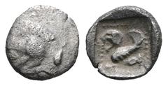 Greek DYNASTS of LYCIA. Uncertain dynast. Circa 490/80-440/30 BC. AR Tetartemorion. Forepart of boar left / Sphinx seated left in square incuse. Weight 0,21 gr - Diameter 5 mm.