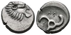 Greek DYNASTS of LYCIA. Perikles. Circa 380-360 BC. AR Third Stater. Lion scalp facing / Triskeles. Weight 3,00 gr - Diameter 13 mm.