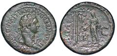 COLLEZIONE EMILIO CARRERA, MONETE DELL'IMPERO ROMANO DOMIZIANO, 81–96., Sesterzio, anno 85. Testa laureata a d. con egida. R/ Domiziano, velato e in piedi verso s., sacrifica con patera sopra altare; 